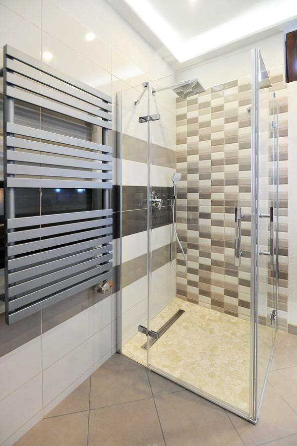 Nobilis Apartman Eger Exteriör bild